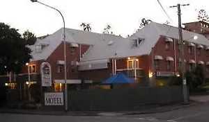 Hotel Spring Hill Inn